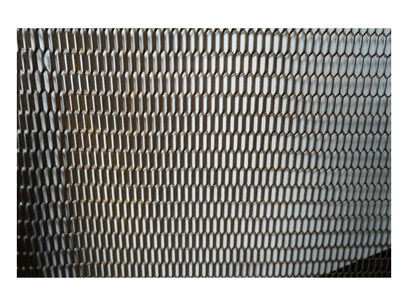 CHAPA EXPANDIDA 300-9-5 (PERSIANA)  0.6 X 3 